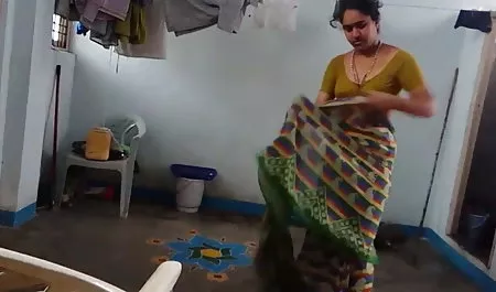 उसकी हिंदी में सेक्सी वीडियो कैदी