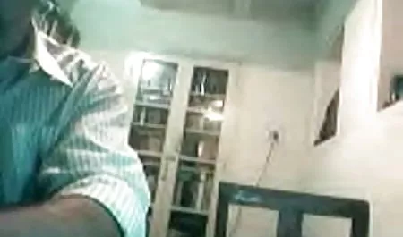 रेट्रो सेक्स सेक्सी सेक्सी मूवी एक रसीला मैडम के साथ