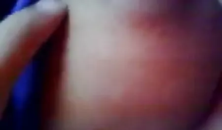 डेमी खेल में सेक्सी हॉट वीडियो के शॉवर स्टाल