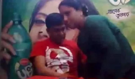 दो लड़कियां है धंय खुद पोर्न विडियो को और के भावुक आदमी