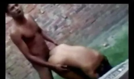 महिला के साथ कम्पन या हिन्दी सेक्सी विडियो उत्तेजना यन्त्र