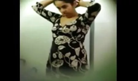 लेस्बियन xx विडियो के साथ कम्पन या उत्तेजना यन्त्र