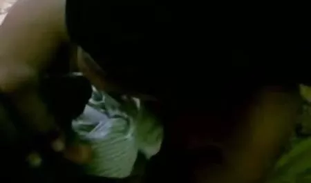 आदमी पूल सेक्सी पिक्चर चाहिए वीडियो द्वारा सुनहरे बालों वाली टक्कर लगी है