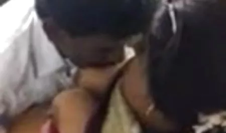 सेक्स के साथ एक युवा लड़की