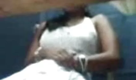 और सेक्सी वीडियो x उसकी प्रेमिका