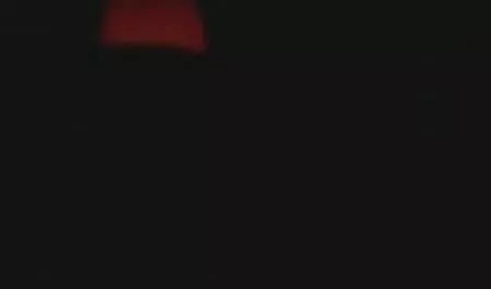 वहां थे तीन पोर्न video महिला
