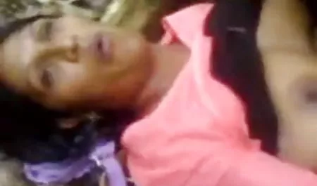 मैं सेक्सी इंग्लिश वीडियो सभी छेद में एक गोरा गोरा मिल गया ।