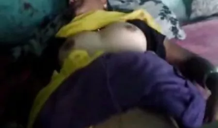 जेसिका और सेक्सी वीडियो दिखा दो नीना एली प्रशमन नर