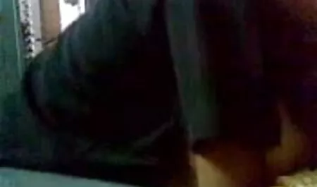 बंधन सेक्सी और बुत के लिए ठाठ श्यामला