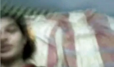 गर्म हिंदी सेक्सी वीडियो प्लेयर पुरुष बनाया मालिश काले बाल वाली