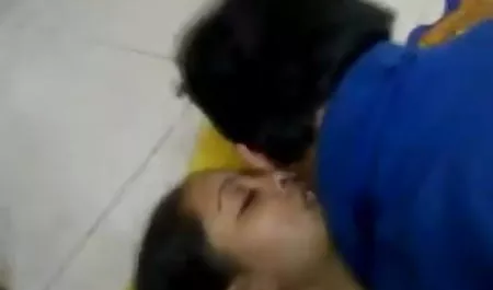 रसदार लड़की और सेक्सी वीडियो हिंदी कॉम उसके भावुक सेक्स
