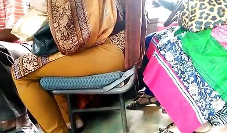 तीन में इंग्लिश सेक्सी वीडियो कॉम तीन छेद