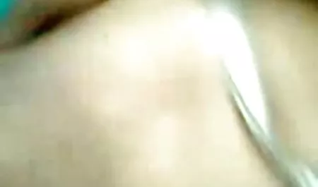 एक रूसी सेक्सी वीडियो चाहिए हिंदी में लड़की के साथ धारा निकलना