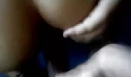 मैं था, लेकिन लोगों को आया और सेक्सी वीडियो दिखाओ मदद की