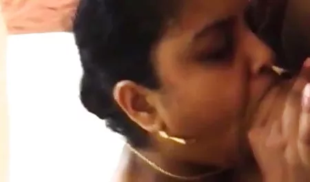 ट्रेट xx हिंदी वीडियो लैटिन