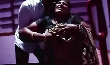 परिपक्व xx वीडियो xx बेब बेकार है डिक पर सड़क