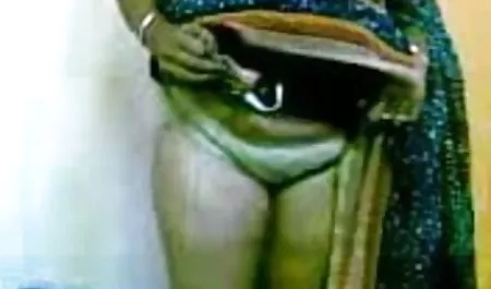 एशियाई प्यार xx सेक्सी हिंदी वीडियो करता है किसी न किसी