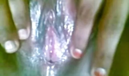स्वस्थ स्तन और एक बहुत बड़ा सेक्स video डिक