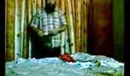 दो धंय हैएक कॉक सेकसी बिडीयो के लिए दो वेश्यांए