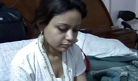 युवा लड़की होने सेक्स वीडियो सेक्सी वीडियो के साथ एक दादा