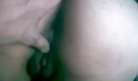 एक घास का ढेर पर दो सदस्यों सेक्सी वीडियो दिखा में