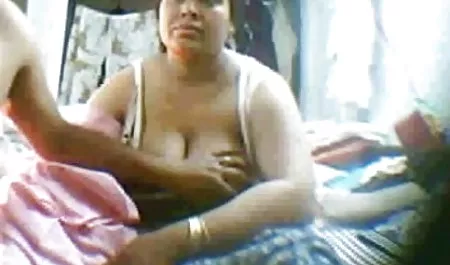 तीन सेक्सी फोटो दिखाएं लड़कियों के लिए एक आदमी