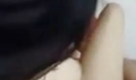 खुशी से समूह वीडियो सेक्स