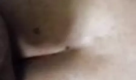 भावुक बैंग के साथ दो six वीडियो लड़कियों